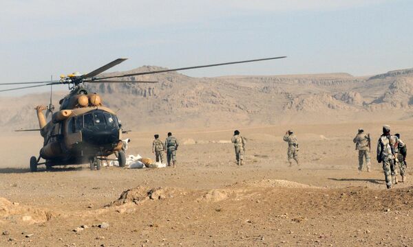 El Pentágono niega nuevos contratos de helicópteros rusos para Afganistán - Sputnik Mundo