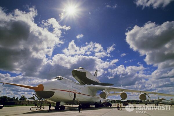 El transbordador soviético Burán y su único vuelo - Sputnik Mundo