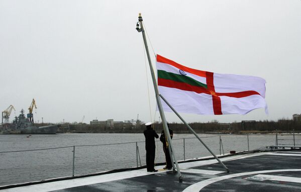 Ceremonia de entrega del portaviones Vikramaditya a la India - Sputnik Mundo