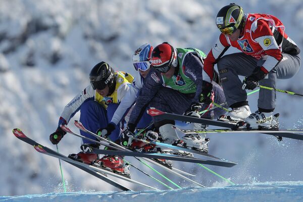 Deportes olímpicos de invierno: esquí acrobático - Sputnik Mundo