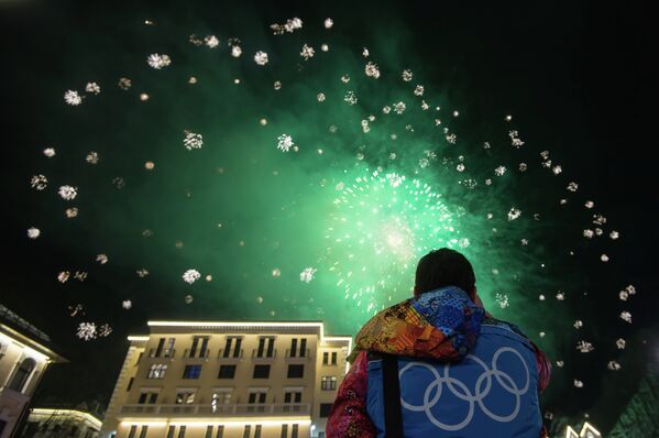 Rusia celebra la llegada del Año Nuevo - Sputnik Mundo