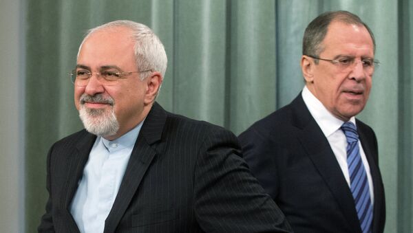 Cancilleres de Irán y Rusia, Mohaman Yavad Zarif y Serguéi Lavrov - Sputnik Mundo