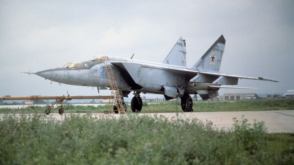 MiG-25, caza soviético (archivo) - Sputnik Mundo