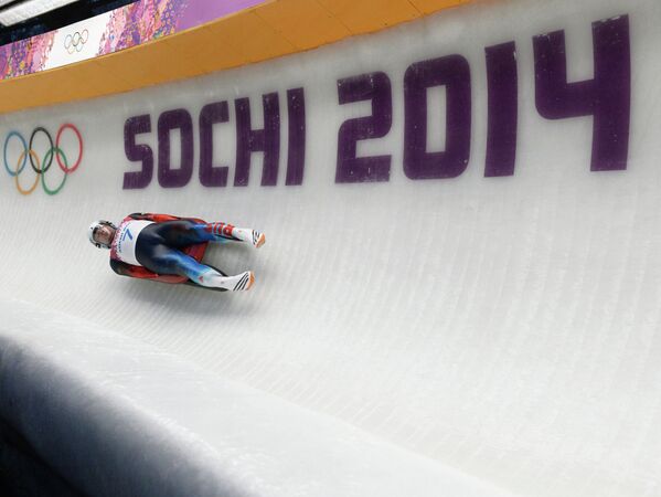 El primer oro de Rusia y otros triunfos en Sochi 2014 en la jornada del domingo - Sputnik Mundo