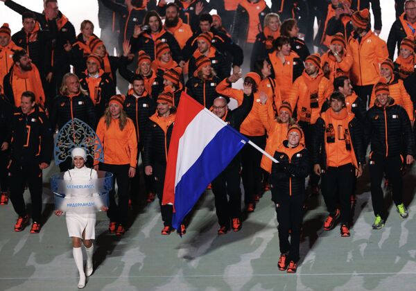 La selección holandesa en la ceremonia inaugural de Sochi 2014 - Sputnik Mundo