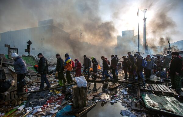 Las protestas en Ucrania afectan el desarrollo del país, según sondeo - Sputnik Mundo