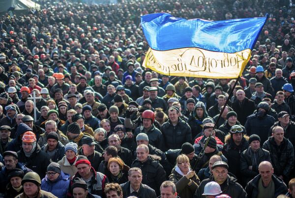 Arranca la campaña electoral para las presidenciales anticipadas en Ucrania - Sputnik Mundo