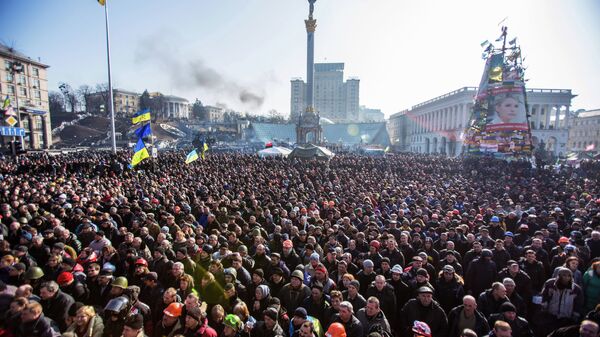 Manifestación de protesta en la Plaza de la Independencia (Maidán) de Kiev, 2014 - Sputnik Mundo