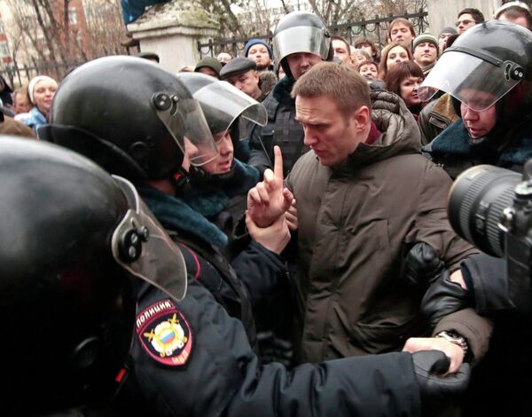 Siete días de arresto a Navalni tras una manifestación no autorizada - Sputnik Mundo