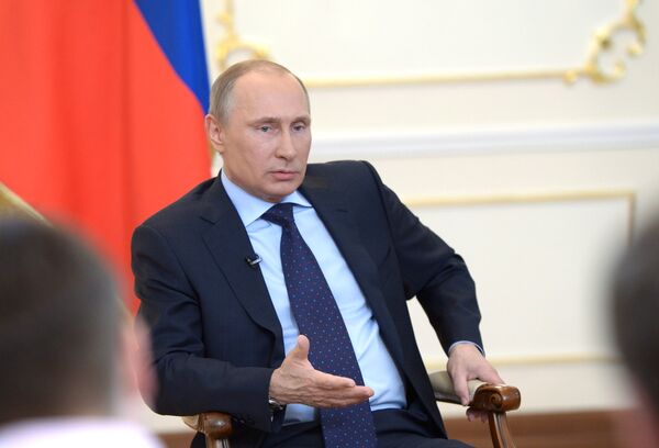 Putin considera legítima la opción militar en Ucrania - Sputnik Mundo