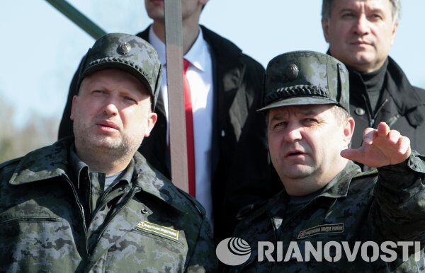 Ejercicios en un centro de entrenamiento de la Guardia Nacional de Ucrania - Sputnik Mundo
