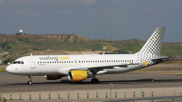 La aerolínea española de bajo coste Vueling Airlines conectará a partir de junio próximo la capital catalana, Barcelona, con la ciudad más occidental de Rusia, Kaliningrado - Sputnik Mundo