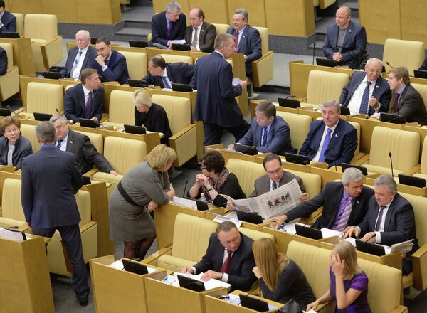 Los diputados de la Cámara baja del Parlamento ruso - Sputnik Mundo