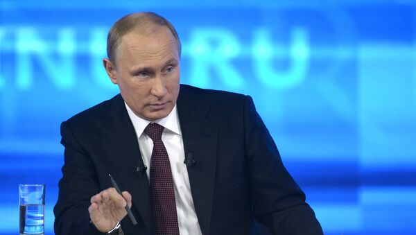 “Línea directa” con Vladímir Putin (archivo) - Sputnik Mundo
