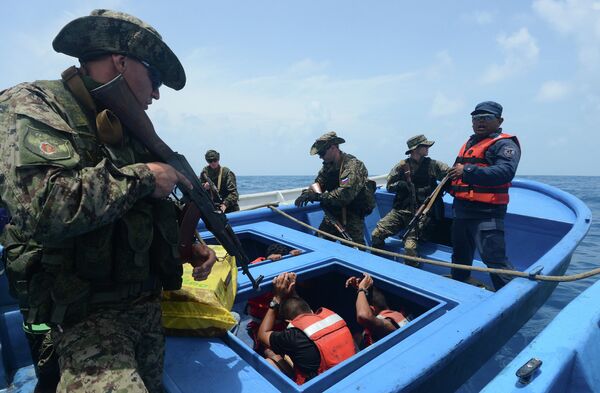 Rusia participa en maniobras contra narcotráfico en el mar Caribe - Sputnik Mundo