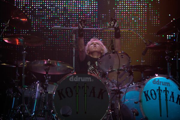 El baterista del grupo de Scorpions, James Kottak - Sputnik Mundo