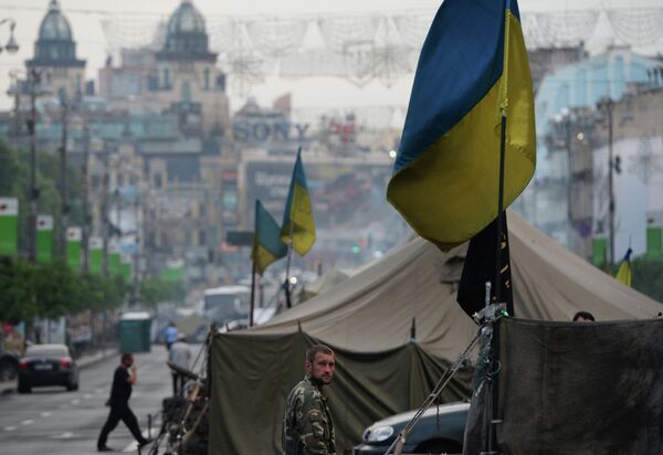 La situación en el centro de Kiev sigue peligrosa, reconoce su alcalde - Sputnik Mundo