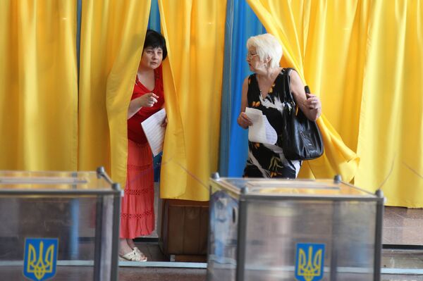 La participación en los comicios presidenciales en Ucrania supera al 38% - Sputnik Mundo