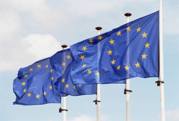 La UE extiende sanciones a cuatro empresarios y cuatro entidades jurídicas de Rusia - Sputnik Mundo