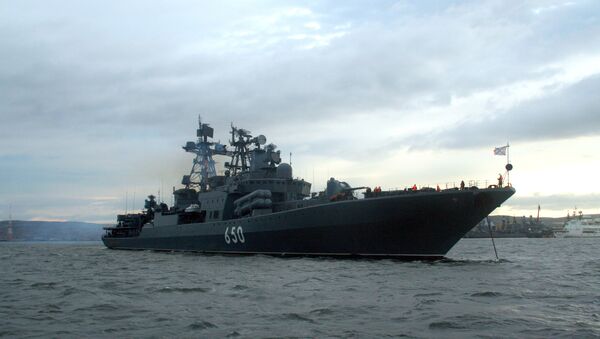 Los buques rusos de la Flota del Norte navegarán en 2015 por regiones claves del océano - Sputnik Mundo