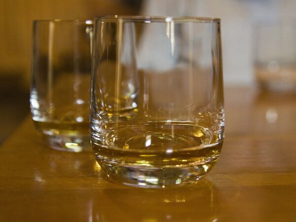 El whisky Johnnie Walker no echará a andar desde Rusia - Sputnik Mundo