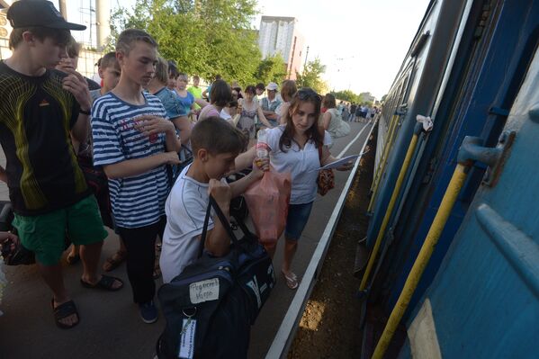 Refugiados del sudeste de Ucrania: un viaje sin retorno - Sputnik Mundo