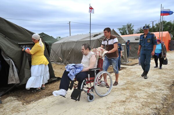 La región rusa de Rostov del Don acoge a 14.000 refugiados ucranianos - Sputnik Mundo