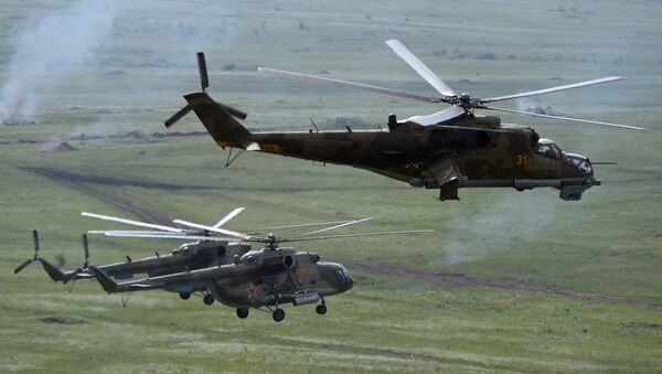 Helicópteros rusos Mi-8 y Mi-24 (Archivo) - Sputnik Mundo