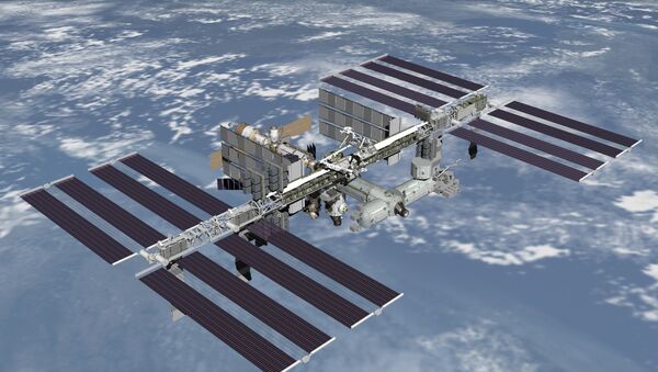 La ISS baja de órbita para evitar colisión con basura cósmica - Sputnik Mundo