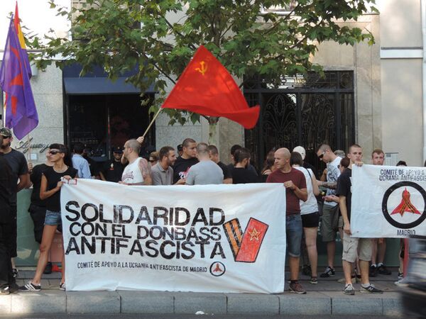 Una protesta en Madrid denuncia la política de EEUU en Ucrania - Sputnik Mundo
