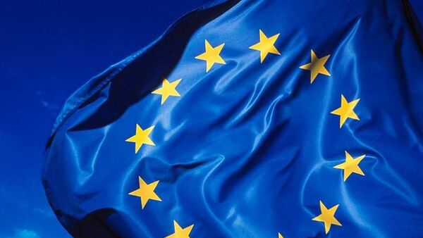 La CE considera que sanciones contra Rusia tendrán impacto moderado en la economía europea - Sputnik Mundo