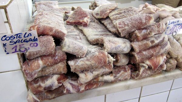 La demanda en Rusia hace subir el precio de la carne en Brasil y Argentina - Sputnik Mundo