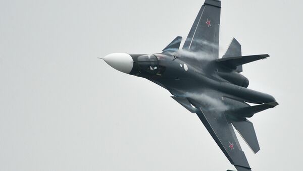 Avión de combate ruso aterrizará en una carretera durante un simulacro en Lejano Oriente - Sputnik Mundo