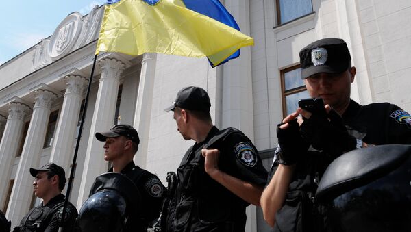 Policía ucraniana - Sputnik Mundo
