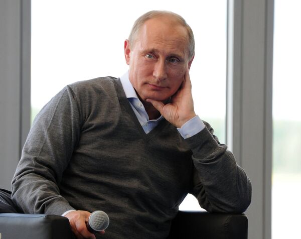 Putin avala la idea de trasladar unos organismos del poder federales a Siberia - Sputnik Mundo