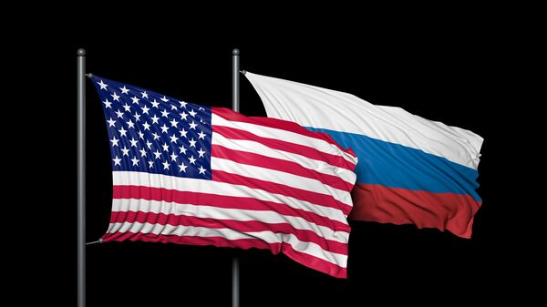 Banderas de EEUU y Rusia - Sputnik Mundo