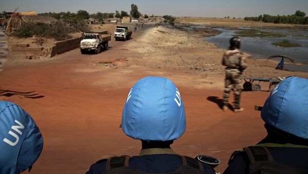 Al menos nueve pacificadores de la ONU mueren en Malí por un ataque a su convoy - Sputnik Mundo