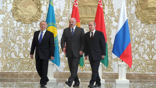 Líderes de Kazajistán, Bielorrusia y Rusia en una reunión en Minsk (Archivo) - Sputnik Mundo