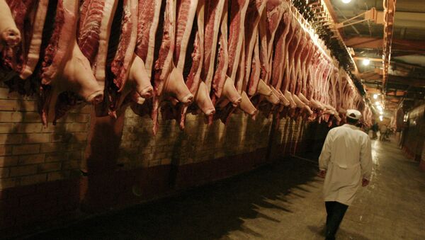 Rusia prohíbe a partir del próximo lunes importar carne de Moldavia - Sputnik Mundo