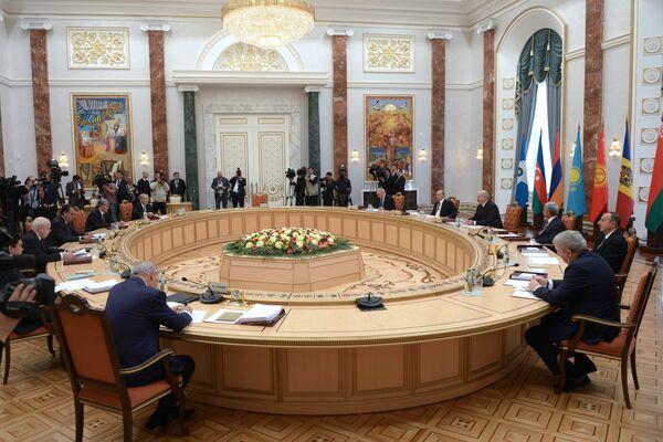 Cumbres de la UEE en Minsk - Sputnik Mundo