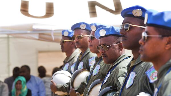La ONU condena ataques contra los cascos azules en la región sudanesa de Darfur - Sputnik Mundo