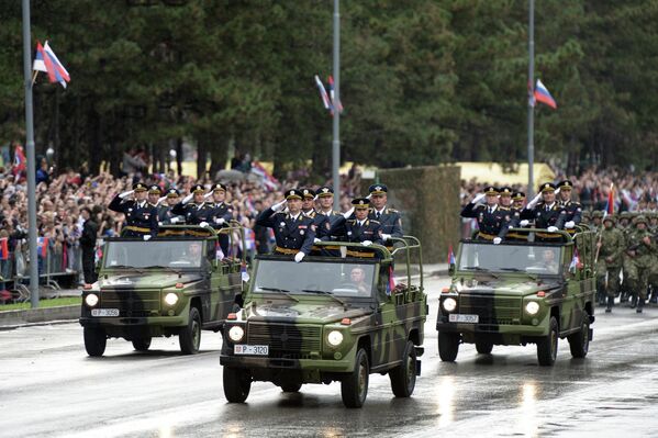 Parada militar en Belgrado - Sputnik Mundo