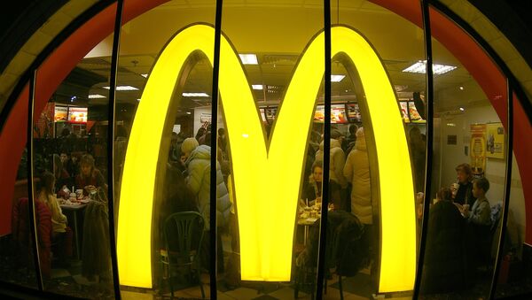 Más de 200 inspecciones se realizan en restaurantes McDonald's en Rusia - Sputnik Mundo