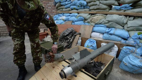 Las milicias de Donetsk afirman que los militares ucranianos usan bombas de racimo - Sputnik Mundo