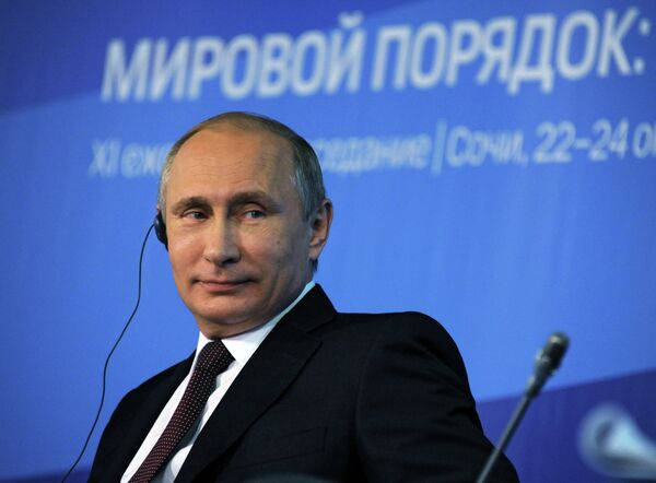 Putin refuta que Rusia atente contra la soberanía de sus vecinos - Sputnik Mundo
