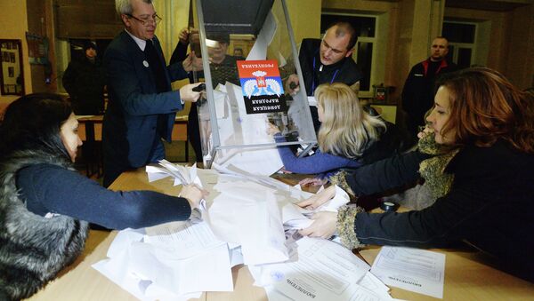 Elecciones en las autoproclamadas repúblicas de Donetsk y Lugansk (archivo) - Sputnik Mundo