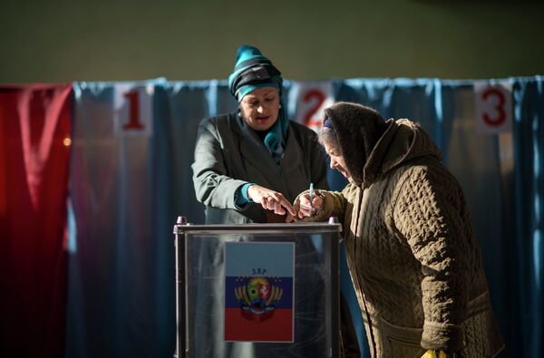 Moldavia no reconoce las elecciones en las repúblicas autoproclamadas de Donbás - Sputnik Mundo