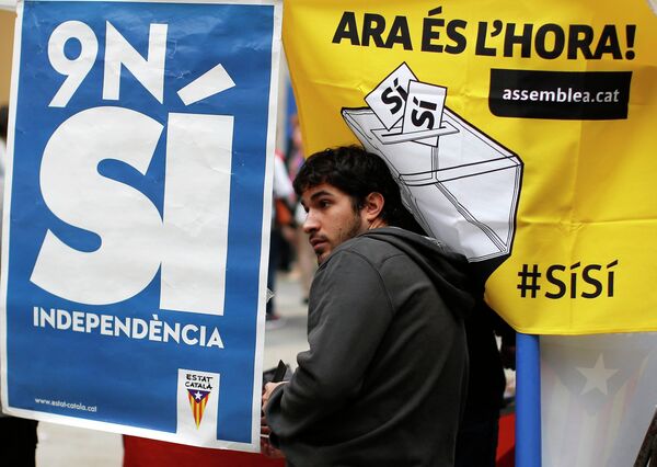 Cataluña empieza la votación por la independencia - Sputnik Mundo