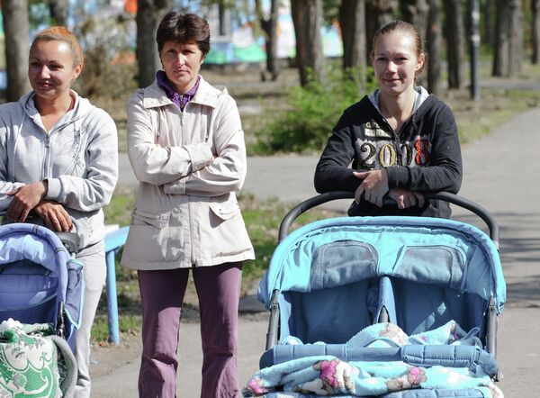 Refugiadas ucranianas dieron luz a más de 1.800 de niños en Rusia - Sputnik Mundo