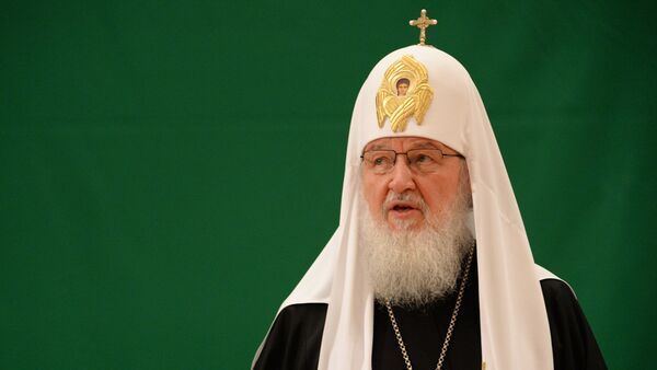 El patriarca Kiril llama a poner fin a la discordia fratricida en Donbás - Sputnik Mundo